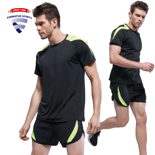How Do Sports Clothing Manufacturers in USA Balance Technology and Style